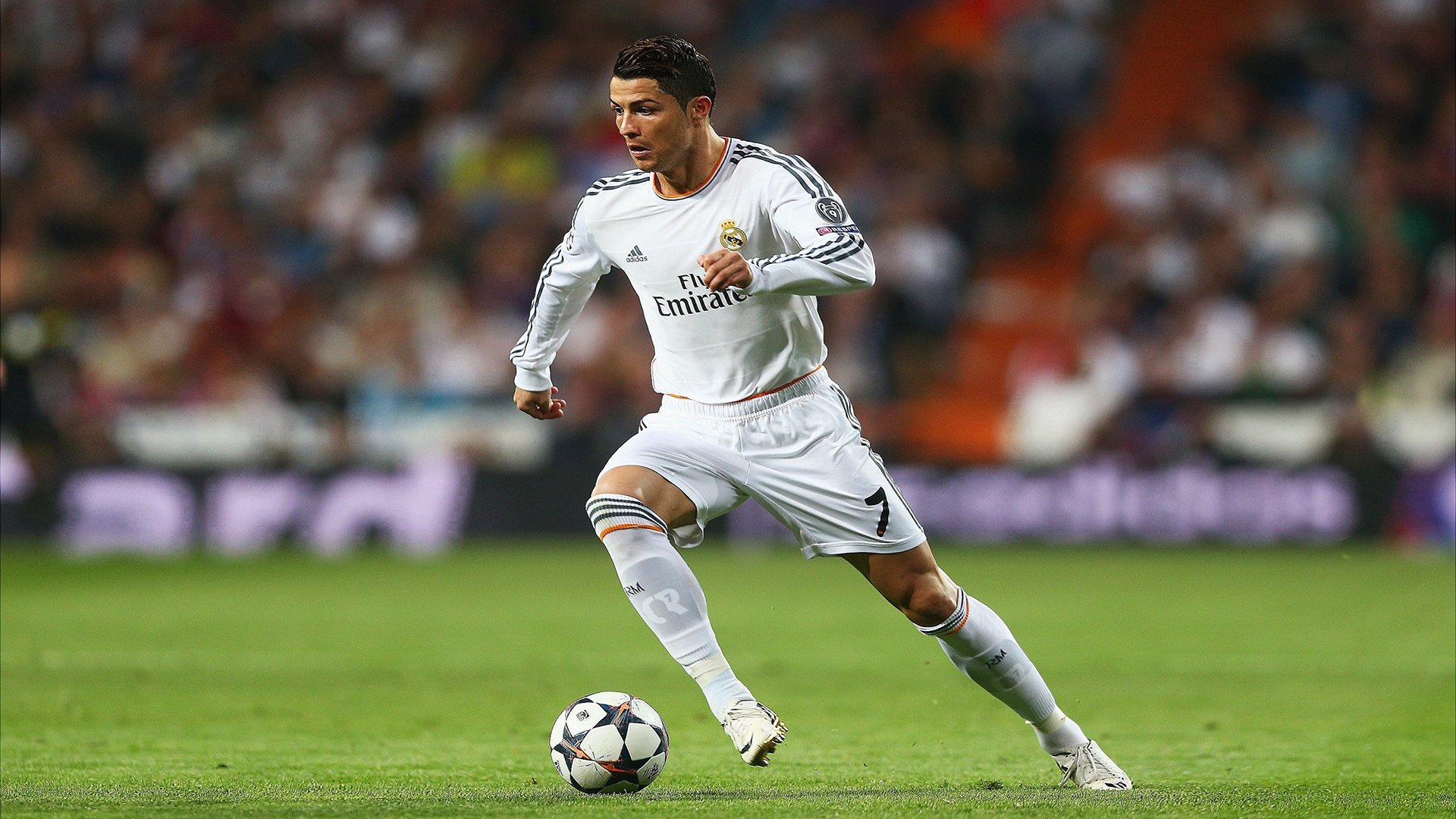 爱游戏机构-湖人名单调整迎转折点，国安回应争议，哈登复出创20场得分纪录